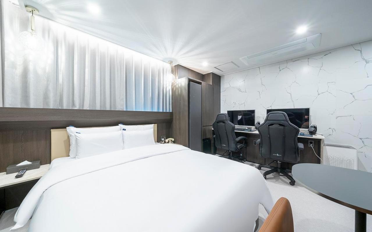 Rosy Hotel Cheongju Zewnętrze zdjęcie