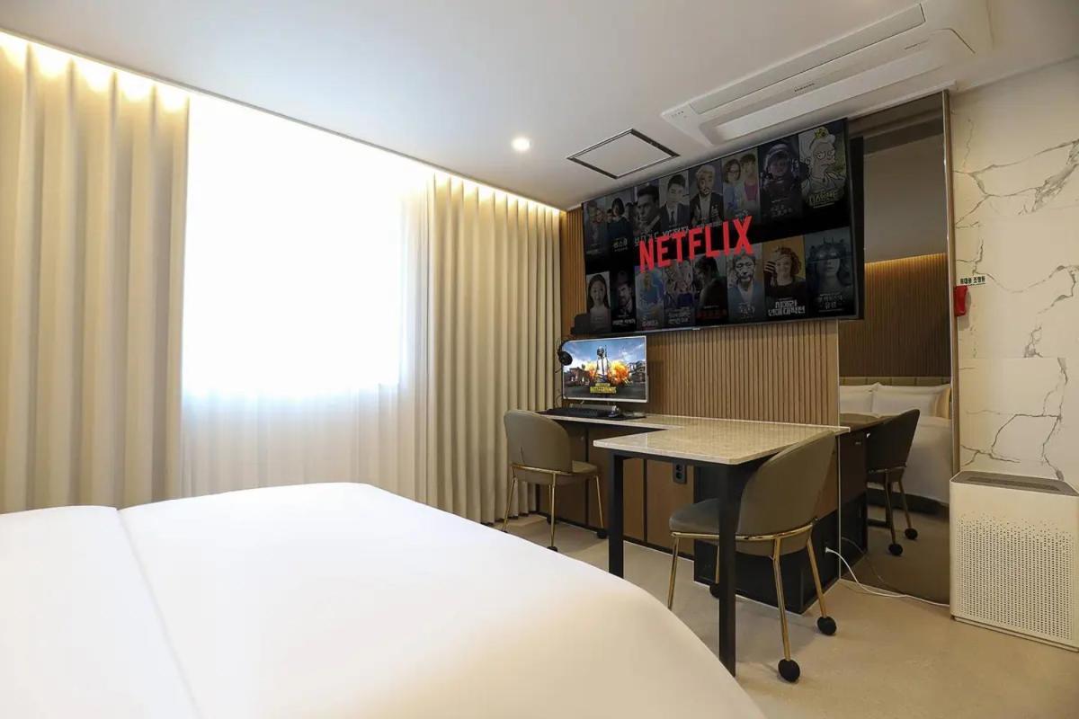 Rosy Hotel Cheongju Zewnętrze zdjęcie